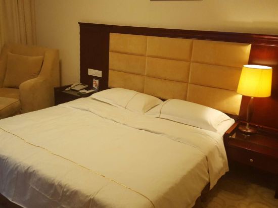 岳阳泰和大酒店(主楼)