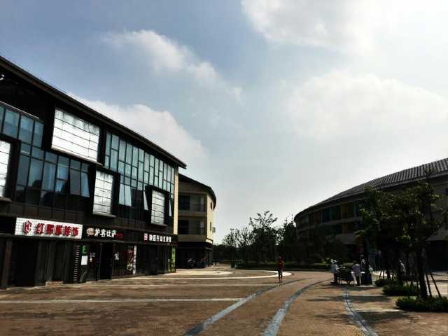 扬州途家斯维登度假公寓(万科城彩虹汇)点评