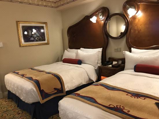 Disneyland Hotel Hotel Reviews And Room Rates Trip Com