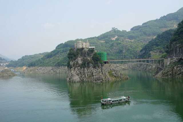 兴义万峰湖吉隆堡,兴义吉隆堡(第4页)_大山谷图库