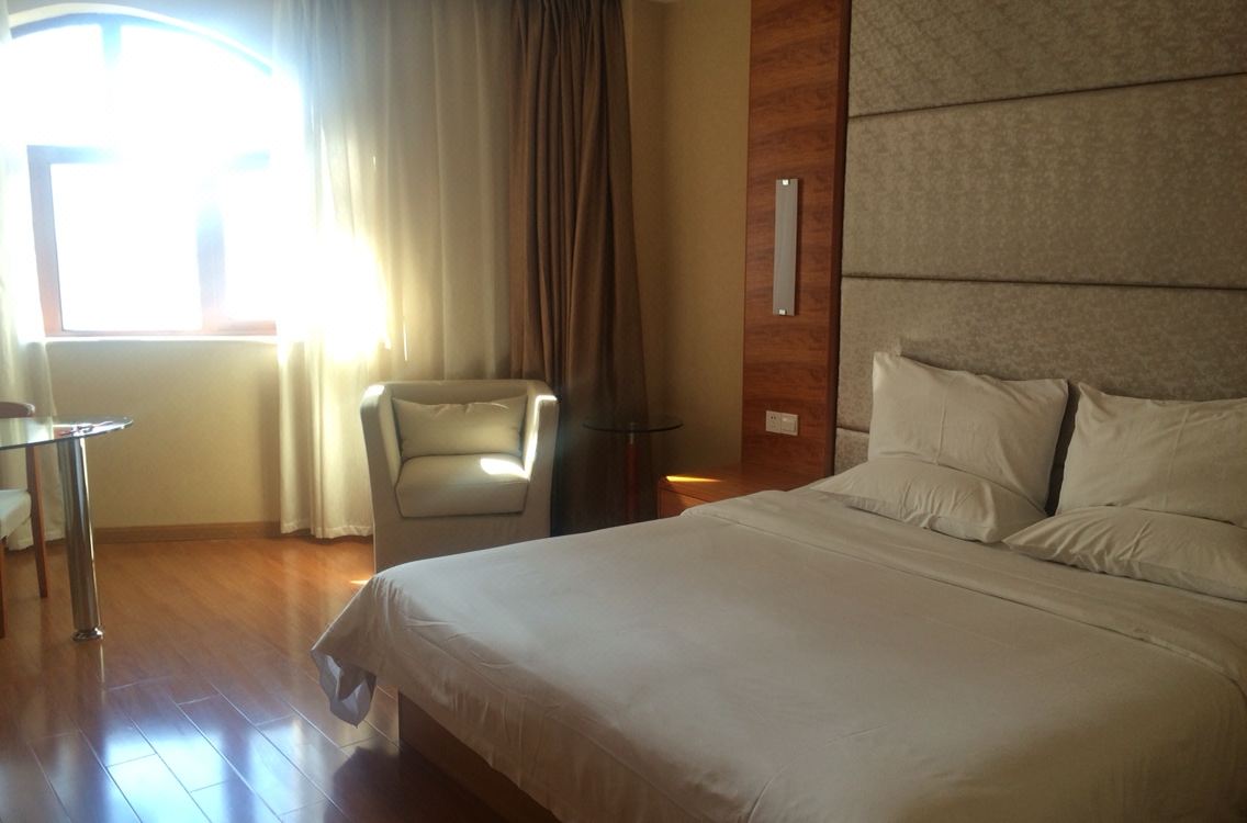 Starway Hotel Qidong Jianghai Middle Road Hotel Reviews - 