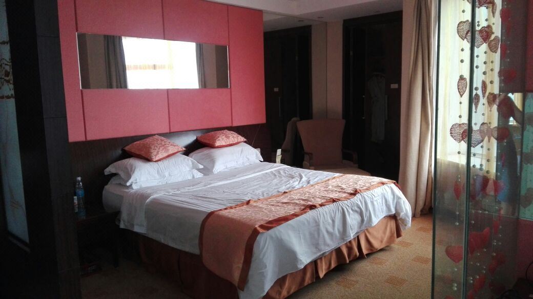 Bayview Holiday Hotel Hotel Reviews And Room Rates -