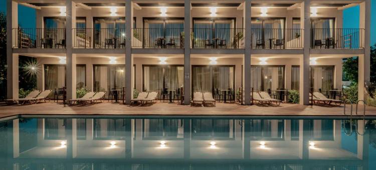 新海滩酒店(New Beach Hotel)图片
