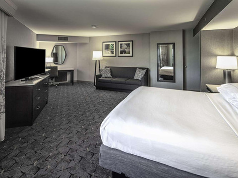 奥马哈市区逸林酒店及行政会议中心