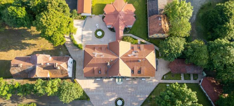 威廉斯塔尔城堡酒店(Schlosshotel Wilhelmsthal)图片