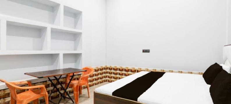 Spot on by OYO Royal Villa Hotel图片