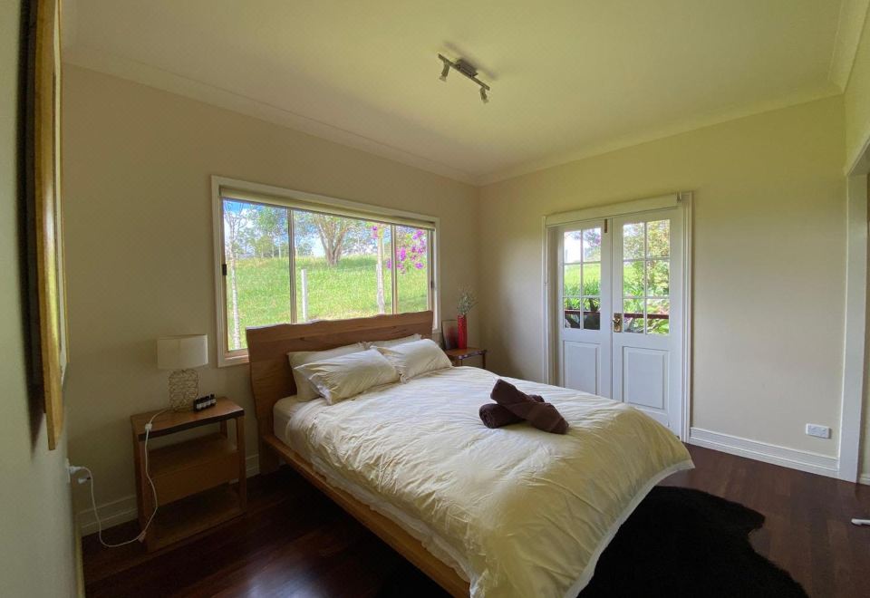 Flame Hill Vineyard Hotel Overview