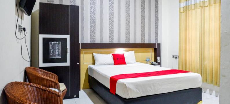 红多兹@布米帕鲁皮酒店(RedDoorz @ Hotel Bumi Palupy)图片