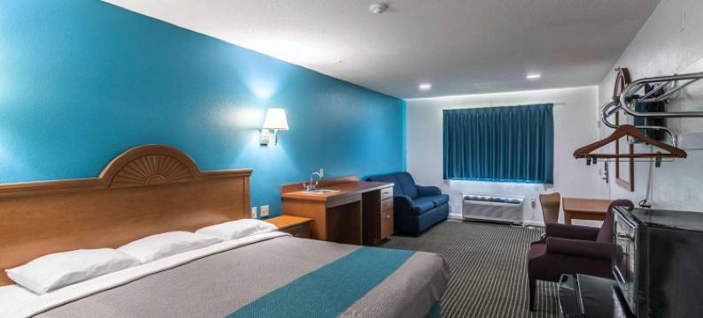 德克萨斯阿佐尔 6 号汽车旅馆(Motel 6 Azle, TX)图片