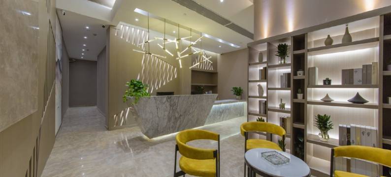 深蓝柏豪酒店(昆明火车站店)图片