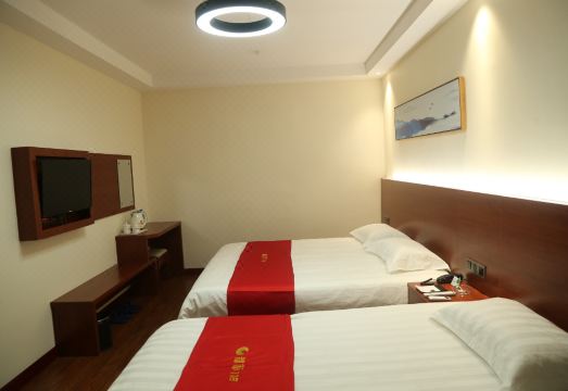 City 118 Selected Hotel (Weixian century Street credit building store) Hotel Overview