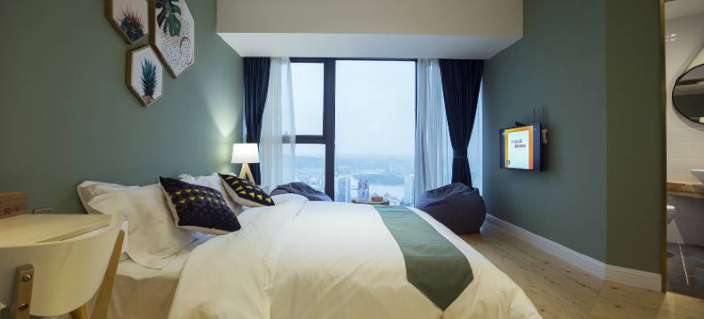 牧云上舍民俗公寓(绵阳人民公园瀚威城市中心店)图片