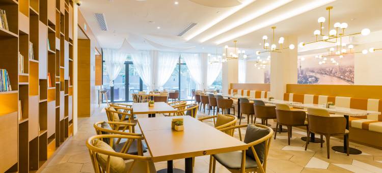 上海陆家嘴浦东大道亚朵S酒店图片