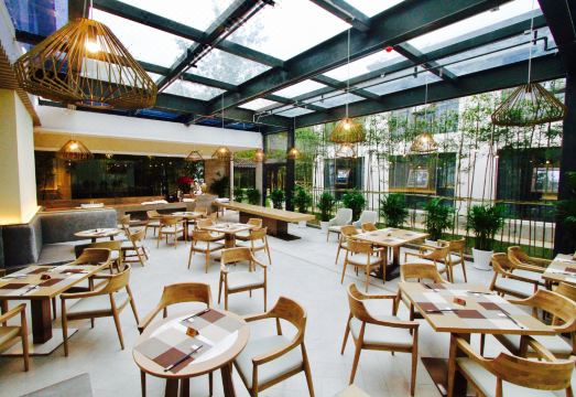 Yinghu HotelHotel Overview