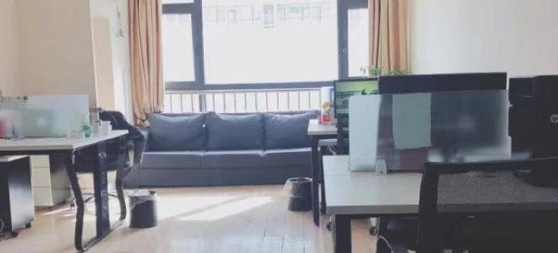 星耀酒店(青岛朝阳山地铁站店)图片