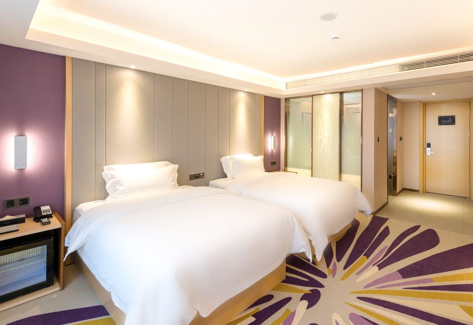 Lavande Hotel Shenzhen Shajing Houting Subway Station Branch Hotel Overview