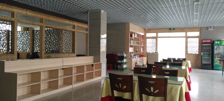 泰安曼登酒店图片