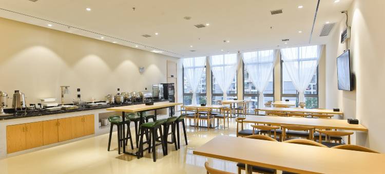 如家睿柏·云酒店(合肥大学城翡翠商城店)图片