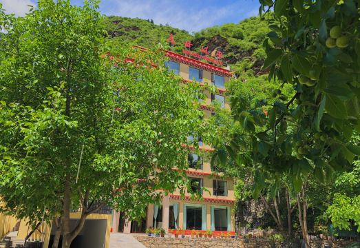 Dumu Linka Hotel Hotel Overview