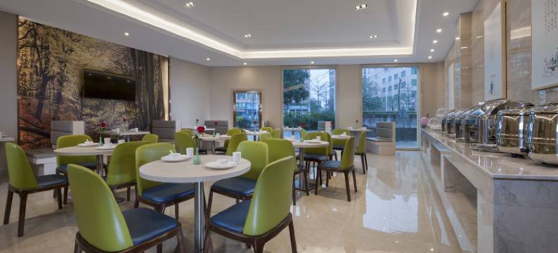 维也纳酒店(佛山顺德龙江家具材料城店)图片