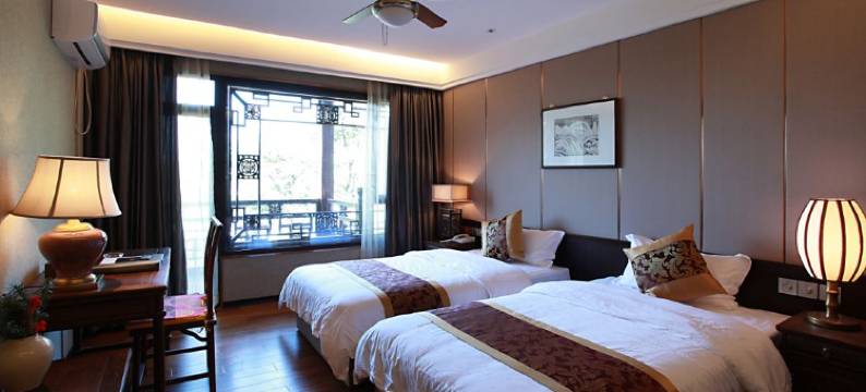 商城花潭客舍酒店(黄柏山景区店)图片