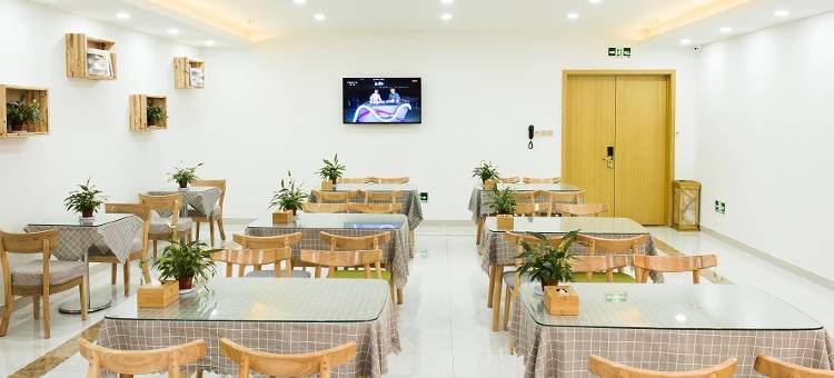 格林豪泰快捷酒店(靖江新建路德诚广场店)图片