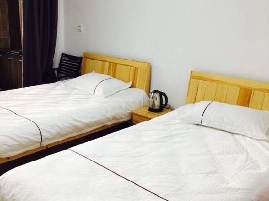 抚松氡泉火炕民宿    分(暂无点评) 128起距离1公里立即预订