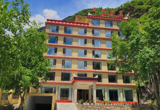 Dumu Linka Hotel Hotel Overview