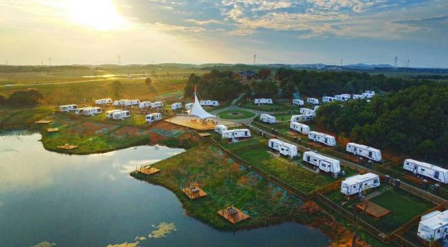 高安巴夫洛房车营地