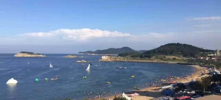 威海海景大三居海鲜码头近在咫尺公寓(环海路分店)图片