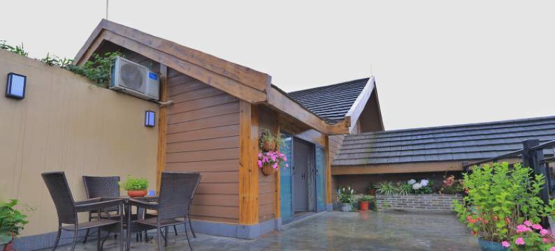 峨眉初见公寓(山湖路分店)图片