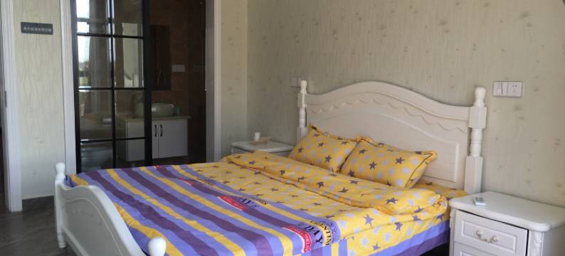 嘉兴古镇边的独栋大床房度假别墅图片