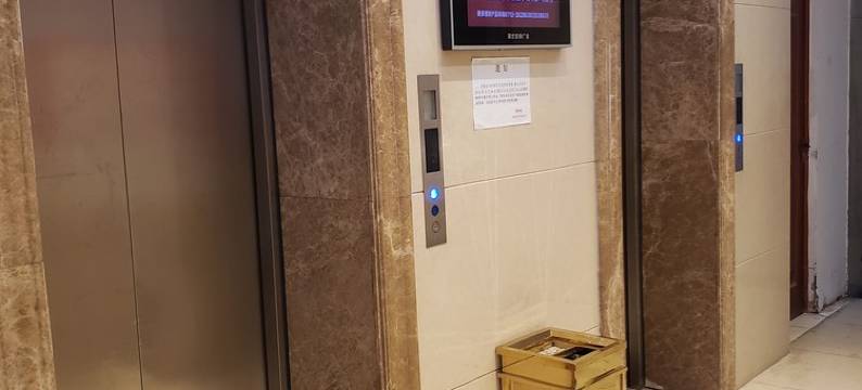 孝感白色袜子公寓(6号店)图片