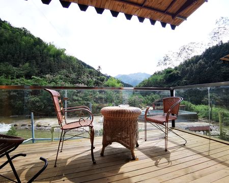 携程清远清新区民宿—茶栖谷度假村迎风豪华大床