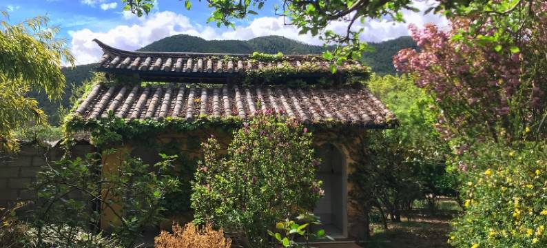 泸沽湖土司山庄图片