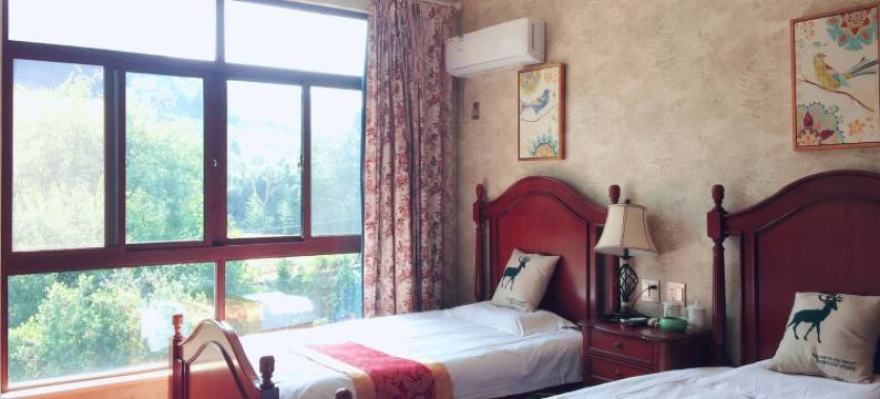 湖州霞雾山居住宿图片