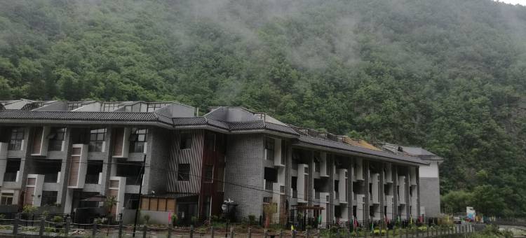 燕子飞公寓(宁陕户菜路店)图片