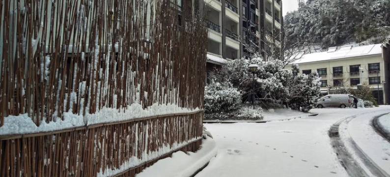 湖州费费666公寓(龙王山路店)图片