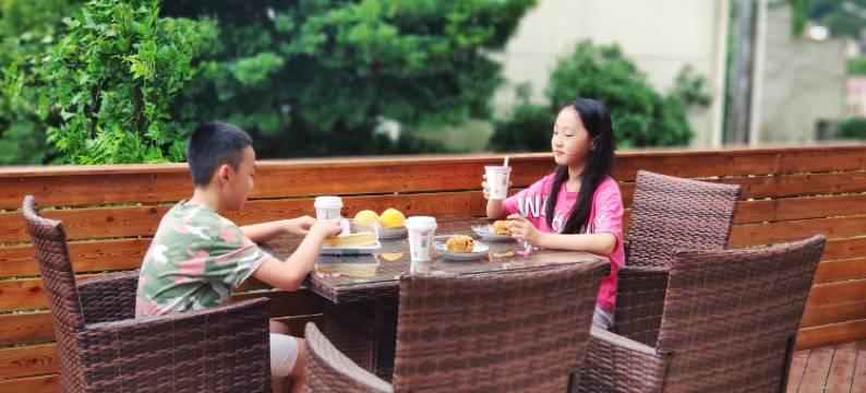 虫二居公寓(梅岭路分店)图片