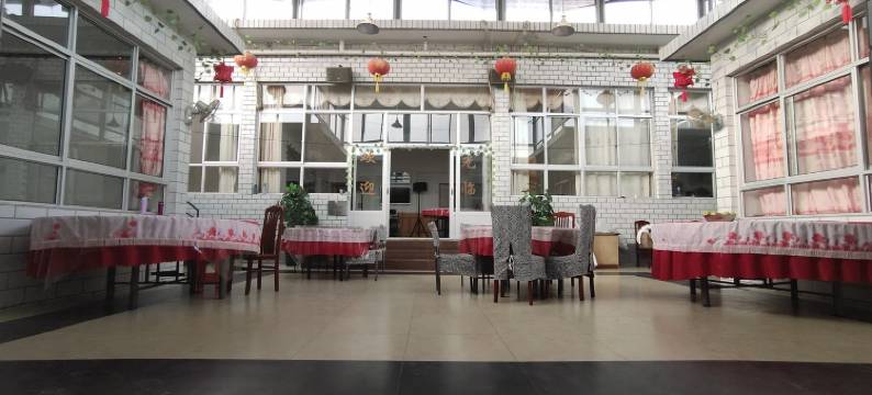 倚山梦舍民宿(车神架风景区店)图片