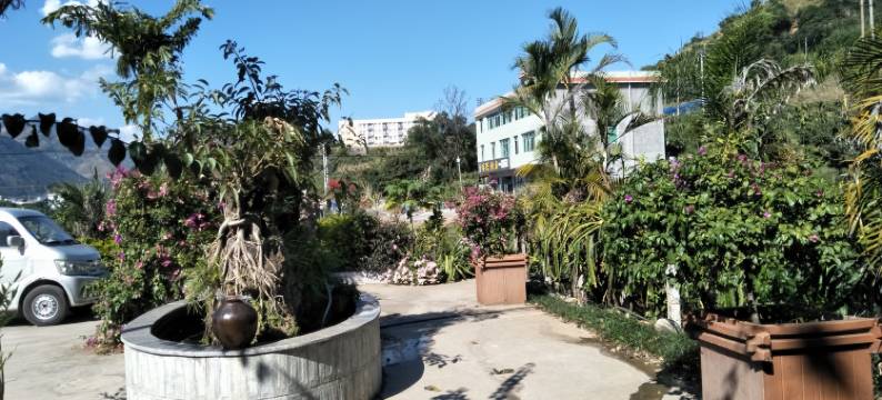 米易龙福苑民宿图片