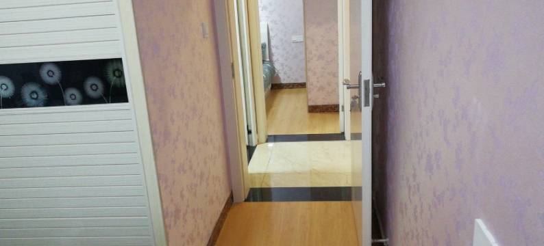 重庆江边小巢民宿图片