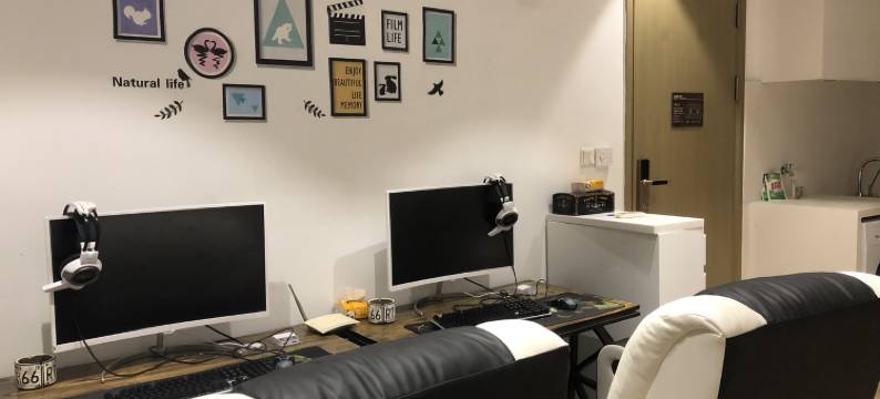 南京酷莓的电竞小家公寓图片