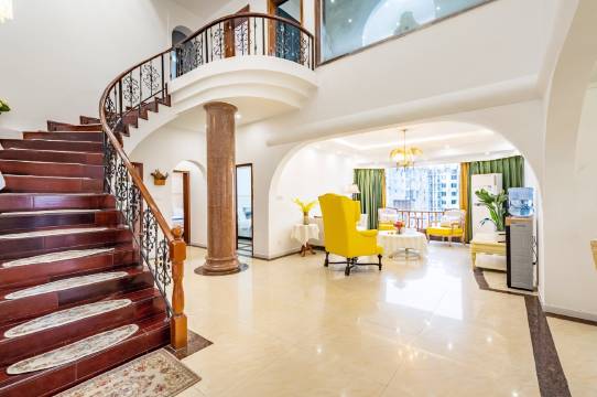 成都空中花园精品民宿(7号店)