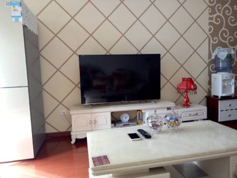 呼伦贝尔庞 女士公寓