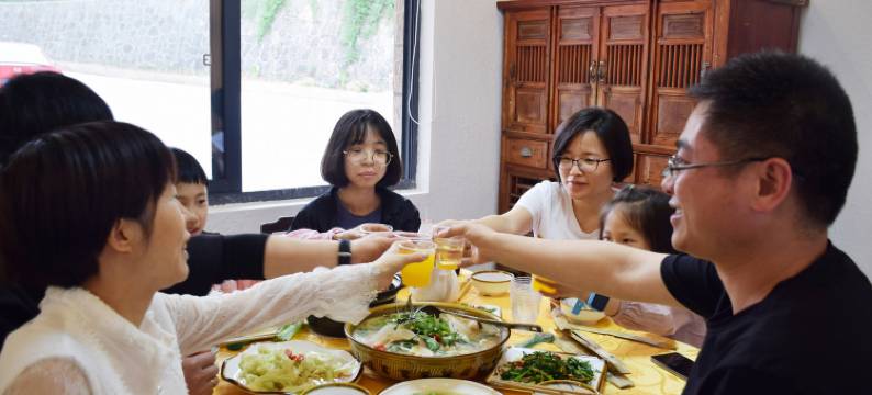 叫我大阳吧特色民宿(丰家山路分店)图片