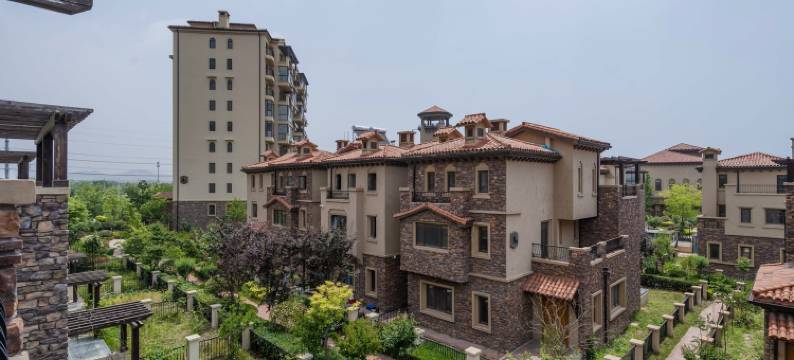 C罗豪华海边别墅东方影都民宿(玉皇山路分店)图片