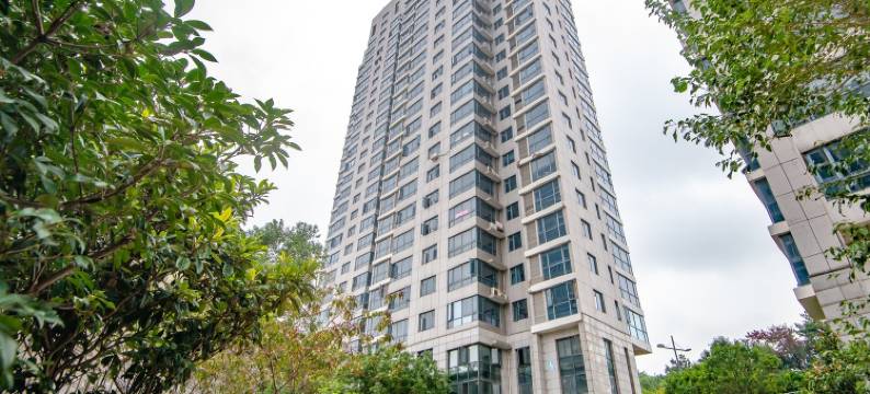 良栖公寓(连云港鲍威乐园店)图片