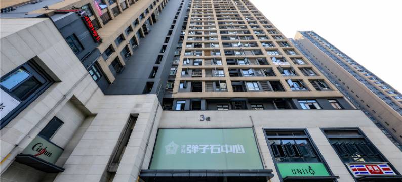 重庆江边小巢民宿图片