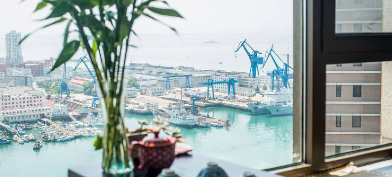 青岛海景房栈桥火车站中山路天主教堂-天蝎座公寓图片